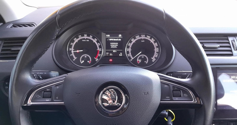 Skoda Octavia cena 47999 przebieg: 135755, rok produkcji 2019 z Gdynia małe 191